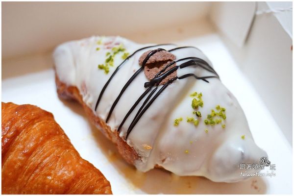 八月堂：中友百貨殿堂級可頌【八月堂】