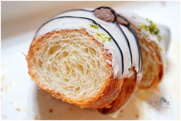 八月堂：中友百貨殿堂級可頌【八月堂】