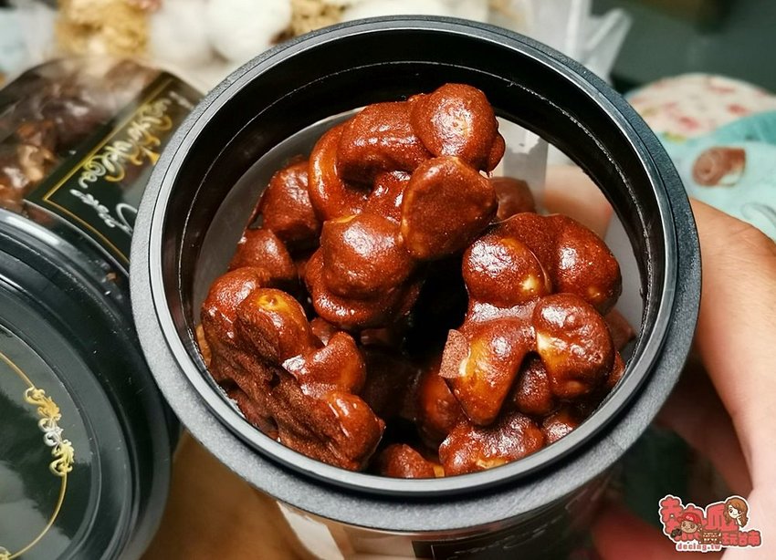 【台南伴手禮】全台獨家！你一定沒吃過的夏威夷豆創意甜點：Queen House法式手工甜點 - 熱血玩台南。跳躍新世界