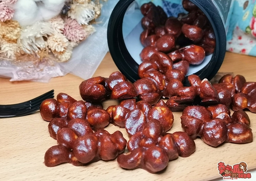 【台南伴手禮】全台獨家！你一定沒吃過的夏威夷豆創意甜點：Queen House法式手工甜點 - 熱血玩台南。跳躍新世界