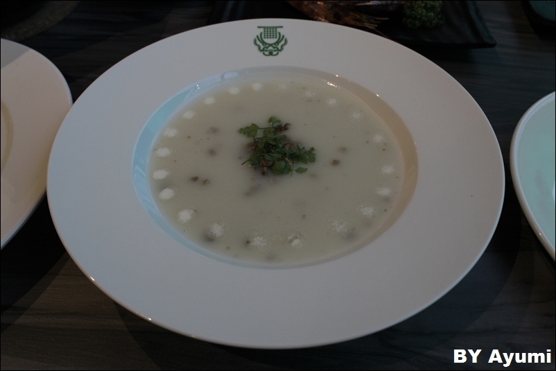 龍皇丹信仰餐飲：『愛評體驗團』一個很特別、很有特色的餐廳－龍皇丹信仰餐飲