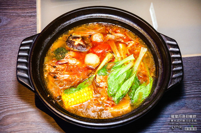 龍皇丹信仰餐飲【大園美食】|桃園市大園區玉皇大帝主題餐廳；是廟是道場也是親子主題餐廳(特別體驗團）。