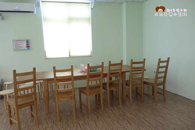 大房子圖書室 (7).JPG