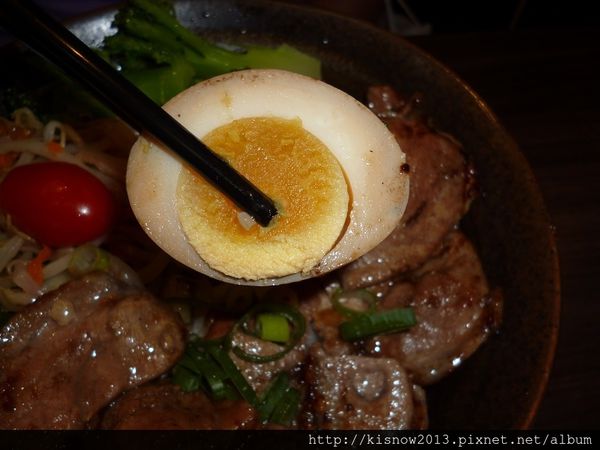 黑貓食堂燒肉飯：小小的食堂,滿滿的燒肉--黑貓食堂燒肉飯体驗心得