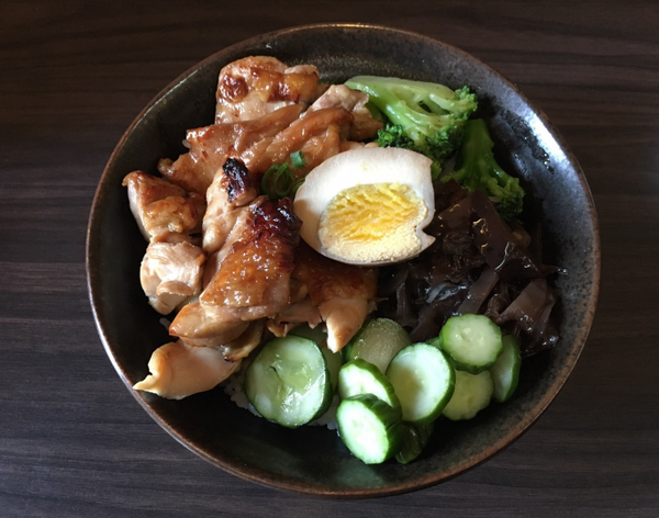 【信義】黑貓食堂燒肉飯|小資上班族的好選擇*