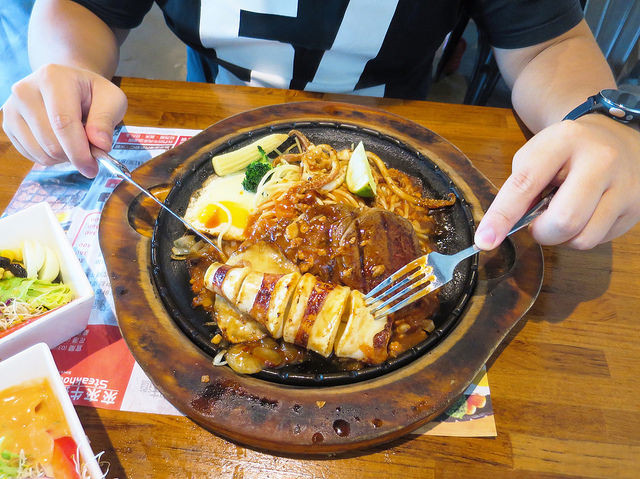 宜蘭來來牛排館 13