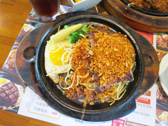 宜蘭來來牛排館 11