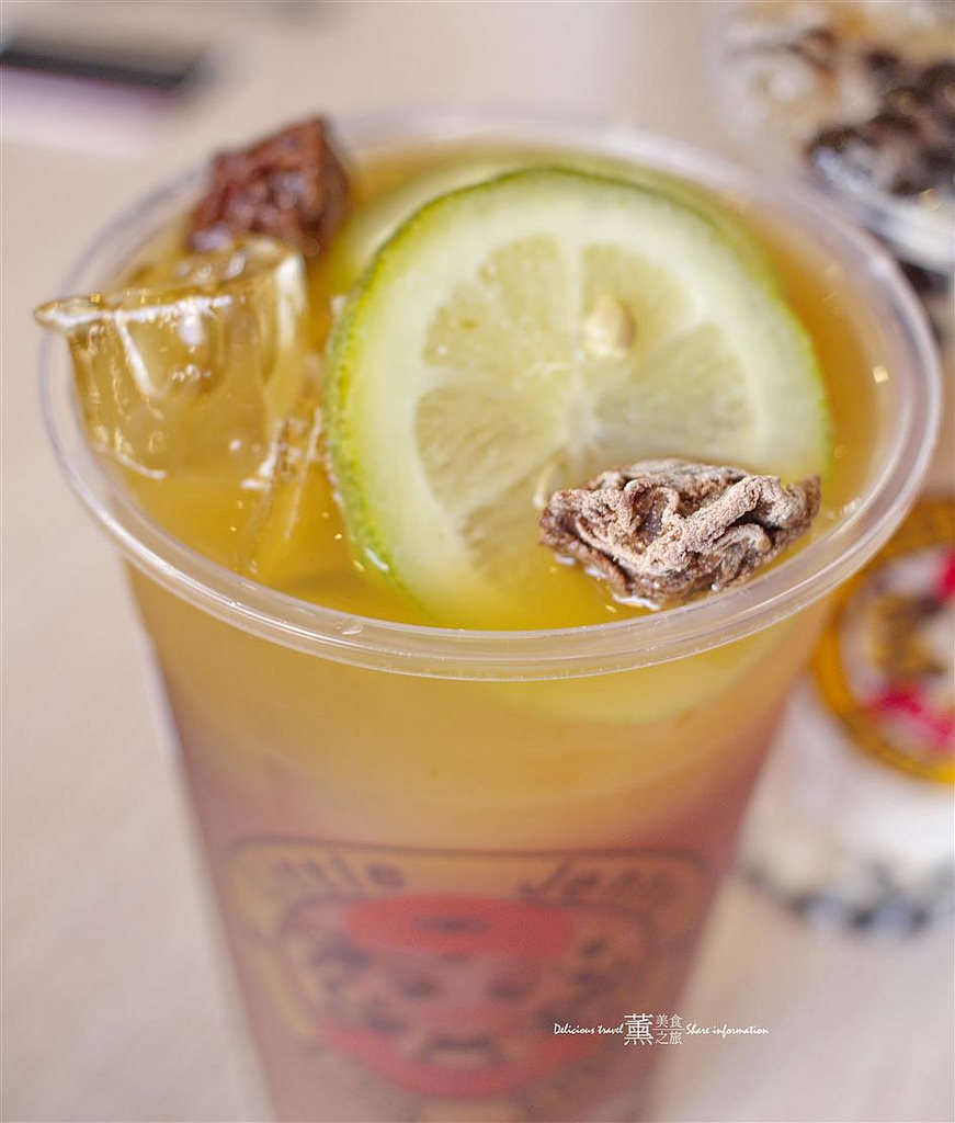 小珍妮黑糖爆冰紅茶