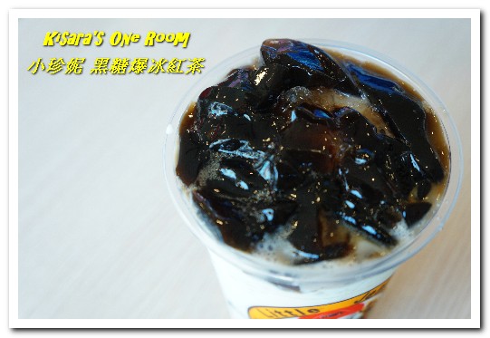 小珍妮-黑糖爆冰紅茶：台中北屯飲料．天然黑糖調製紅茶冰讓喝手搖杯也能理直氣壯──小珍妮-黑糖爆冰紅茶