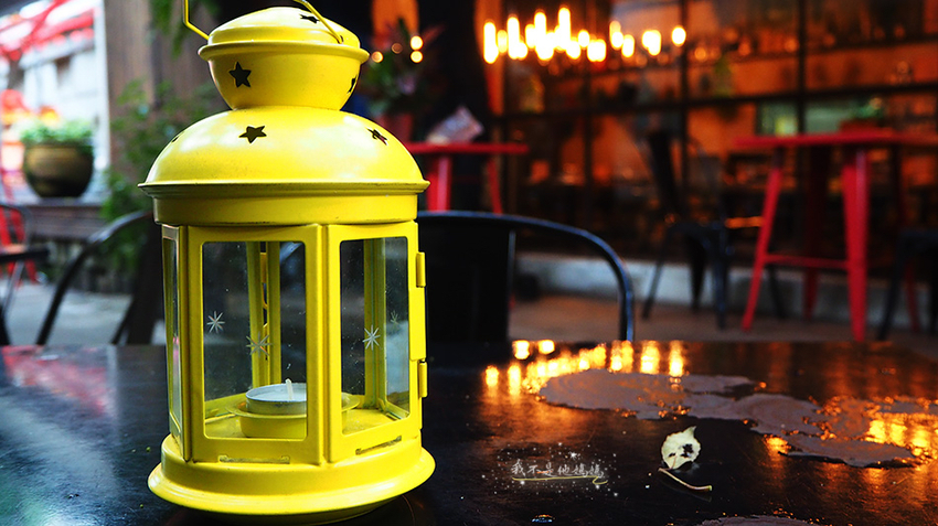 華山拍照打卡,情人節約會餐廳,中正區包廂小酒館,中正區pub,華山小酒館,華山pub,華山文創,華山市集,元宵節市集,華山約會餐廳推薦,北義料理