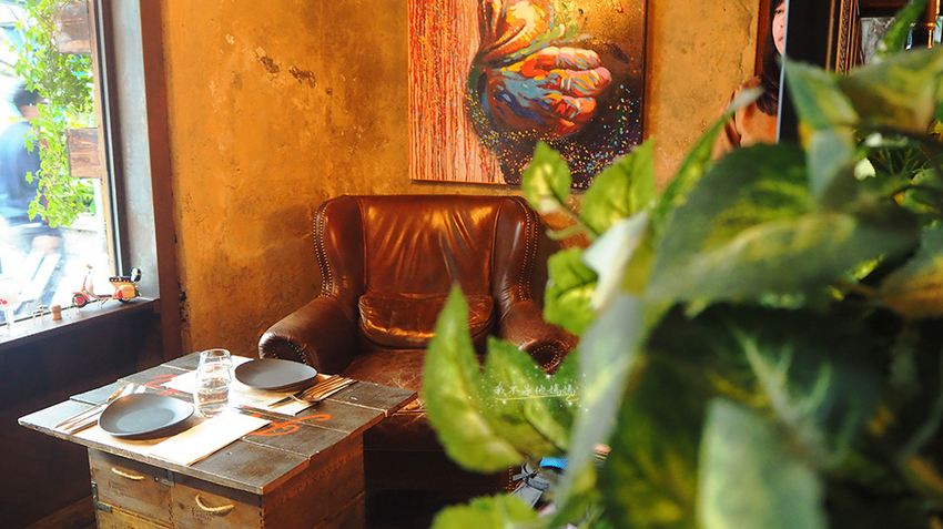 華山特色餐酒館,忠孝新生特色餐酒館,雙月食品社,善導寺特色美食,善導寺餐廳推薦,華山市場,善導寺餐酒館,善導寺聚餐,善導寺餐廳 包廂,華山牛排