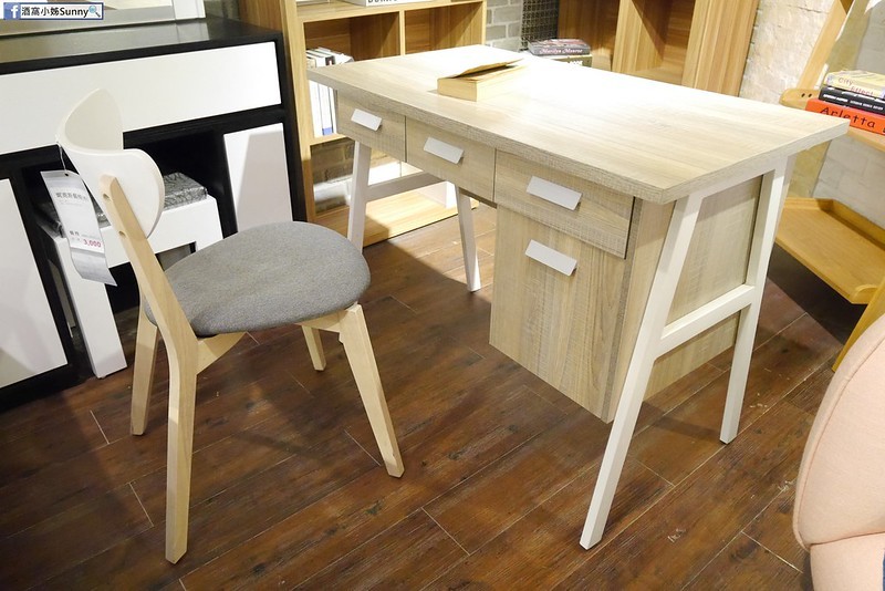 億家具(台北萬華店)