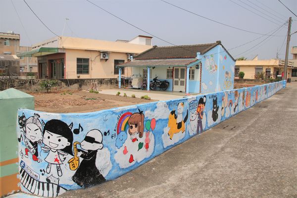 台灣原創插畫彩繪村：【嘉義景點】台灣原創插畫彩繪村~五大主題好事花生、求子順利、孕子平安、育子健康、望子成龍/奇可奇卡集結台灣80位插畫家/繪製多種風格的原創插圖實在好逗趣