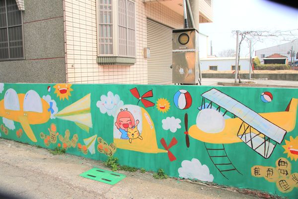 台灣原創插畫彩繪村：【嘉義景點】台灣原創插畫彩繪村~五大主題好事花生、求子順利、孕子平安、育子健康、望子成龍/奇可奇卡集結台灣80位插畫家/繪製多種風格的原創插圖實在好逗趣