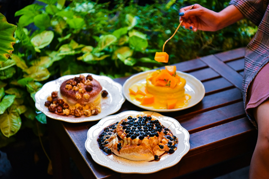 蘑菇pasta:台中龍井區美食-東海商圈高cp值平價美義式料理,首推舒芙蕾厚鬆餅,還有各式主題打卡牆化身為網美!