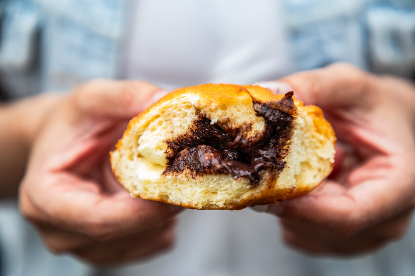 新北市三重區翻轉flip蛋糕甜點｜一週只賣兩天！藏身巷弄老饕才知道的火燒甜甜圈