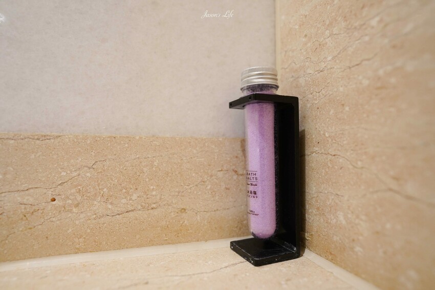 【台中西屯｜住宿】台中商旅。近交流道，台中高CP值住宿，顛覆老品牌迷思，乾淨空間大