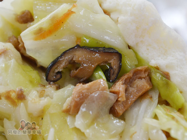 老竹子三發包子15-高麗菜包-甘甜滋味