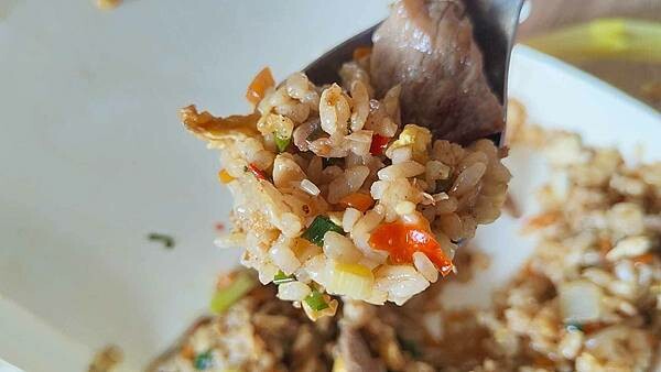 新北市中和區華福街無名麵店｜沒有店名沒有招牌爆高ＣＰ值美味的無名麵店