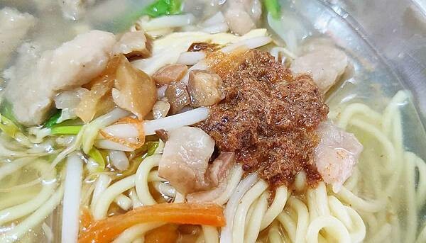 新北市中和區華福街無名麵店｜沒有店名沒有招牌爆高ＣＰ值美味的無名麵店