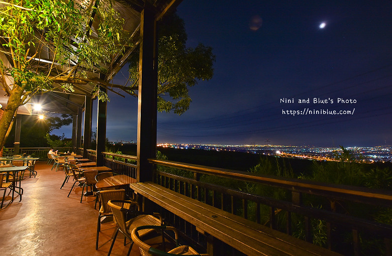 台中沙鹿夜景餐廳岳咖啡台灣大道17