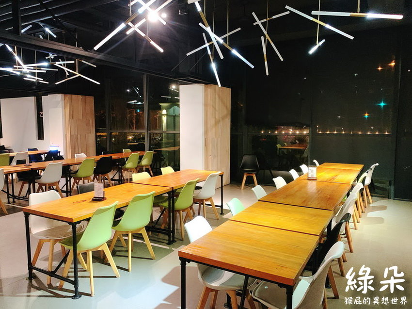 台中,台中夜景,台中夜景咖啡店,台中夜景咖啡廳,台中夜景推薦,台中夜景餐廳,台中好停車餐廳,台中市龍井區台灣大道六段85號,台中景觀咖啡,台中景觀餐廳,台中景觀餐廳2020,台中景觀餐廳下午茶,台中景觀餐廳推薦,台中美食,沙鹿景觀餐廳,綠朵休閒農場,綠朵休閒農場 2020,綠朵休閒農場 交通,綠朵休閒農場 台中,綠朵休閒農場 菜單,綠朵休閒農場 門票,綠朵休閒農場交通,綠朵休閒農場婚禮 @猴屁的異想世界