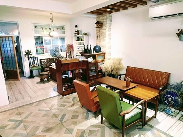 24067981_1703209076377441_7887655712008778048_n