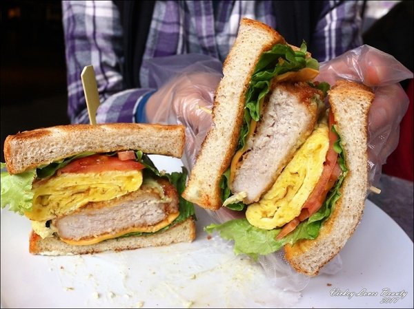 IMG_2896.JPG IMG_2896.JPG