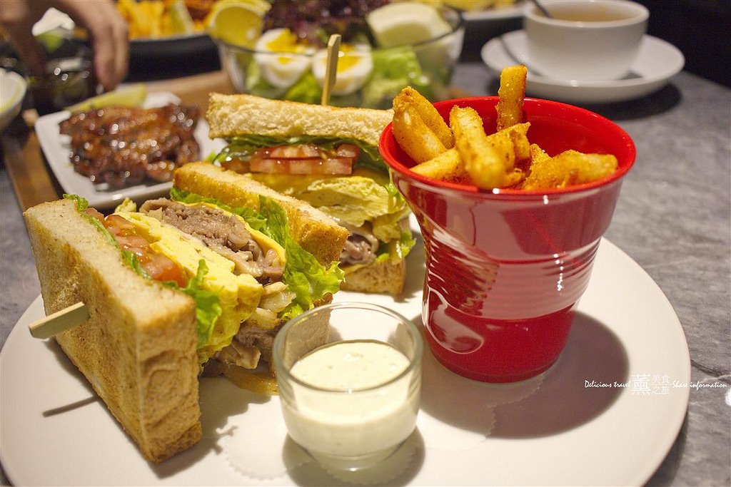 雙雙咖啡-台中米平方商場