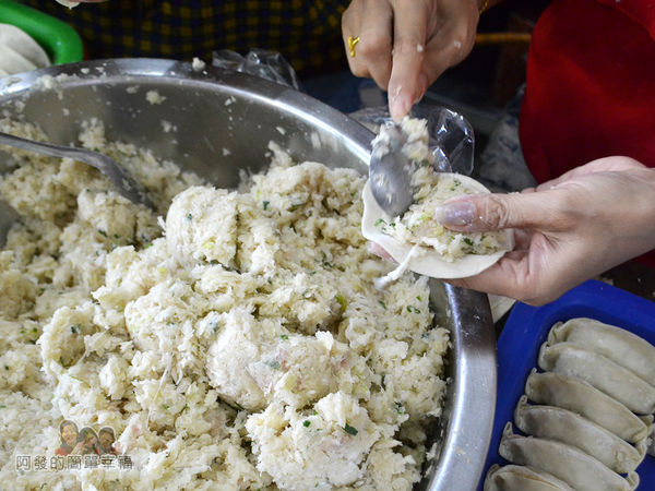 鍋貼王子04-包鍋貼