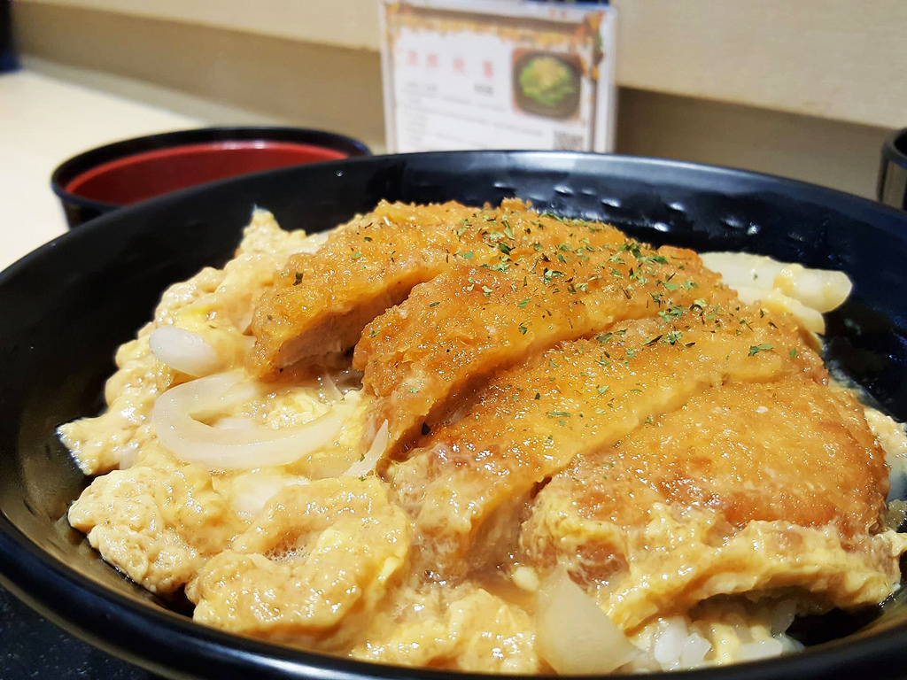 22751045_1727470253930280_1188238467_o