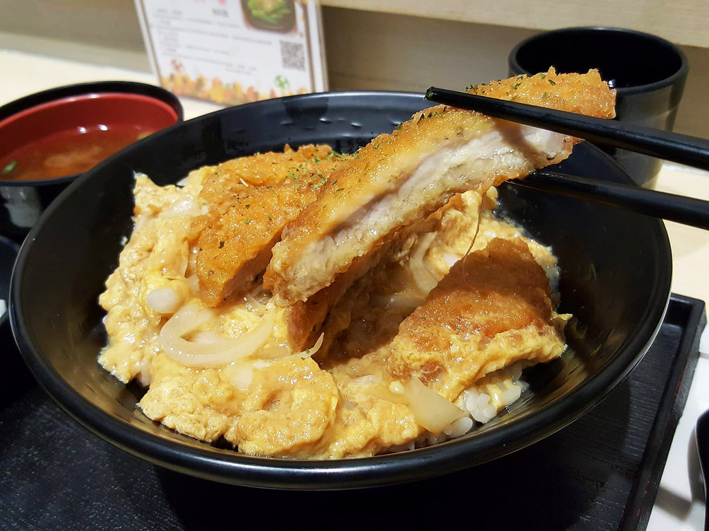 22712661_1727470400596932_1234828176_o