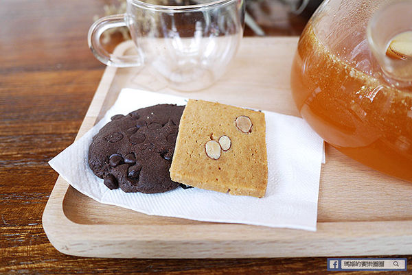 台北美食【伍伍零咖啡與餐】乾燥花咖啡館。士林芝山早午餐推薦