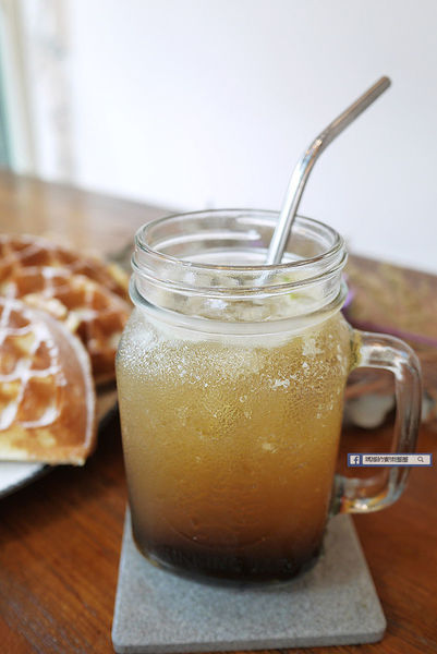 台北美食【伍伍零咖啡與餐】乾燥花咖啡館。士林芝山早午餐推薦