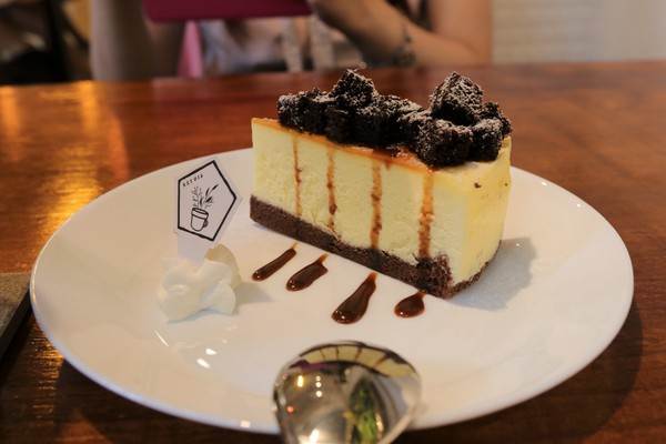 伍伍零-咖啡與餐:【台北美食】士林美食-芝山站早午餐~伍伍零550cafe咖啡,美拍的乾燥花牆,台北約會新地標,IG熱門打卡