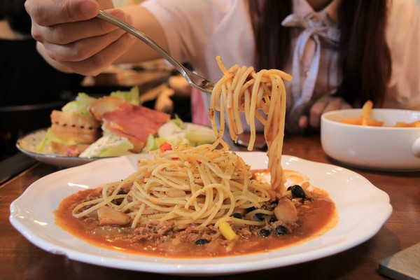 伍伍零-咖啡與餐:【台北美食】士林美食-芝山站早午餐~伍伍零550cafe咖啡,美拍的乾燥花牆,台北約會新地標,IG熱門打卡