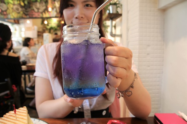 伍伍零-咖啡與餐:【台北美食】士林美食-芝山站早午餐~伍伍零550cafe咖啡,美拍的乾燥花牆,台北約會新地標,IG熱門打卡