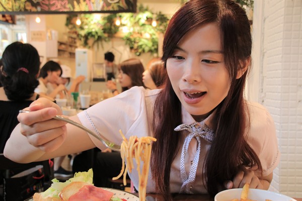 伍伍零-咖啡與餐:【台北美食】士林美食-芝山站早午餐~伍伍零550cafe咖啡,美拍的乾燥花牆,台北約會新地標,IG熱門打卡