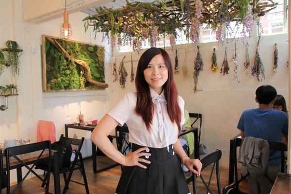 伍伍零-咖啡與餐:【台北美食】士林美食-芝山站早午餐~伍伍零550cafe咖啡,美拍的乾燥花牆,台北約會新地標,IG熱門打卡