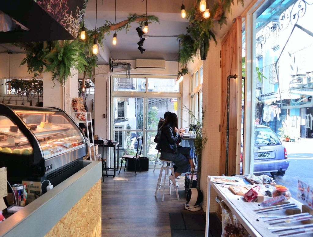 伍伍零550 - 咖啡與餐