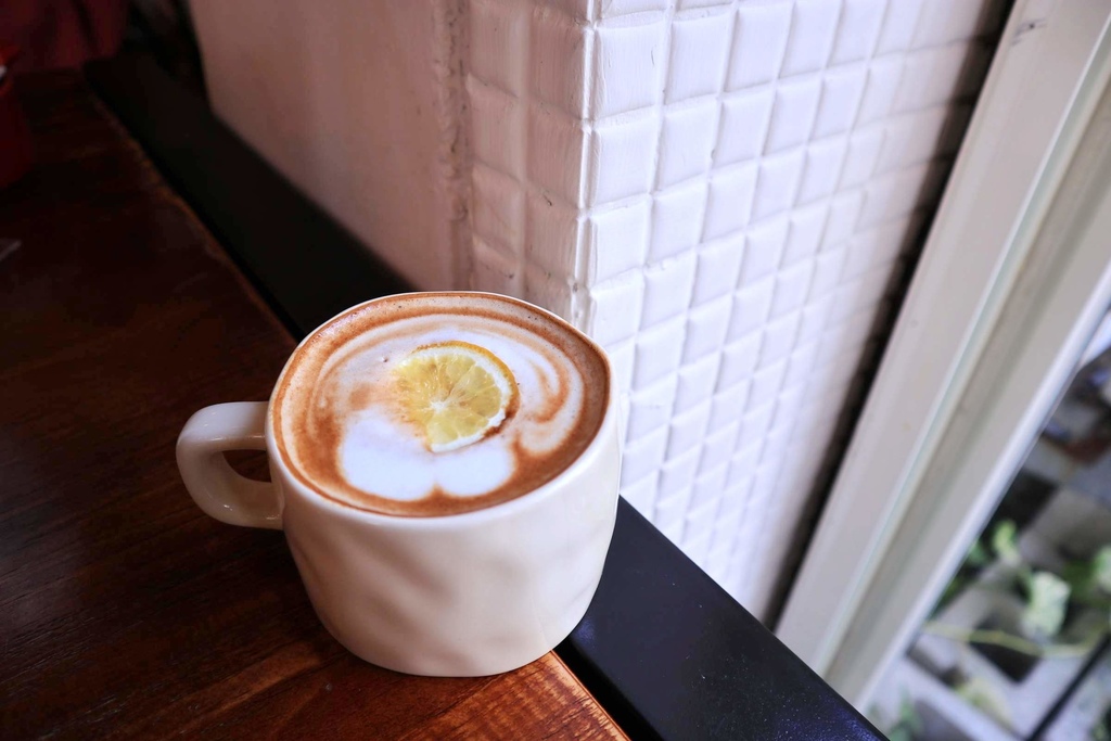 伍伍零550 - 咖啡與餐