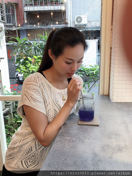 圓圓家愛吃貨-<台北芝山美食>夢幻的乾燥花玻璃屋,少女們怎能不造訪,伍伍零-咖啡與餐,悠閒的下午時光