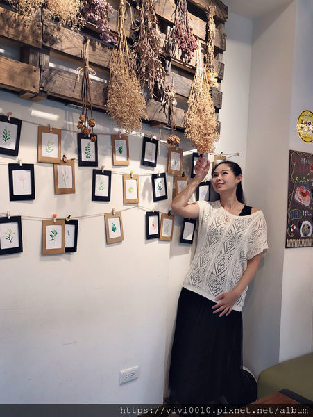 圓圓家愛吃貨-<台北芝山美食>夢幻的乾燥花玻璃屋,少女們怎能不造訪,伍伍零-咖啡與餐,悠閒的下午時光