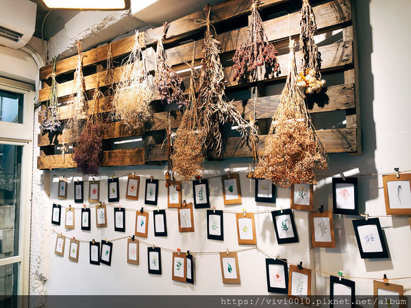 圓圓家愛吃貨-<台北芝山美食>夢幻的乾燥花玻璃屋,少女們怎能不造訪,伍伍零-咖啡與餐,悠閒的下午時光