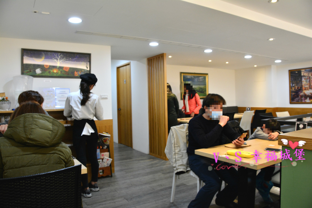 【新北美食】新莊早午餐 果亞烘焙GoA Bakery ~ 讓你在麵包香的氛圍裡，吃著美味又豐盛的早午餐，不怕人吃的大份量餐點一定讓你傻眼