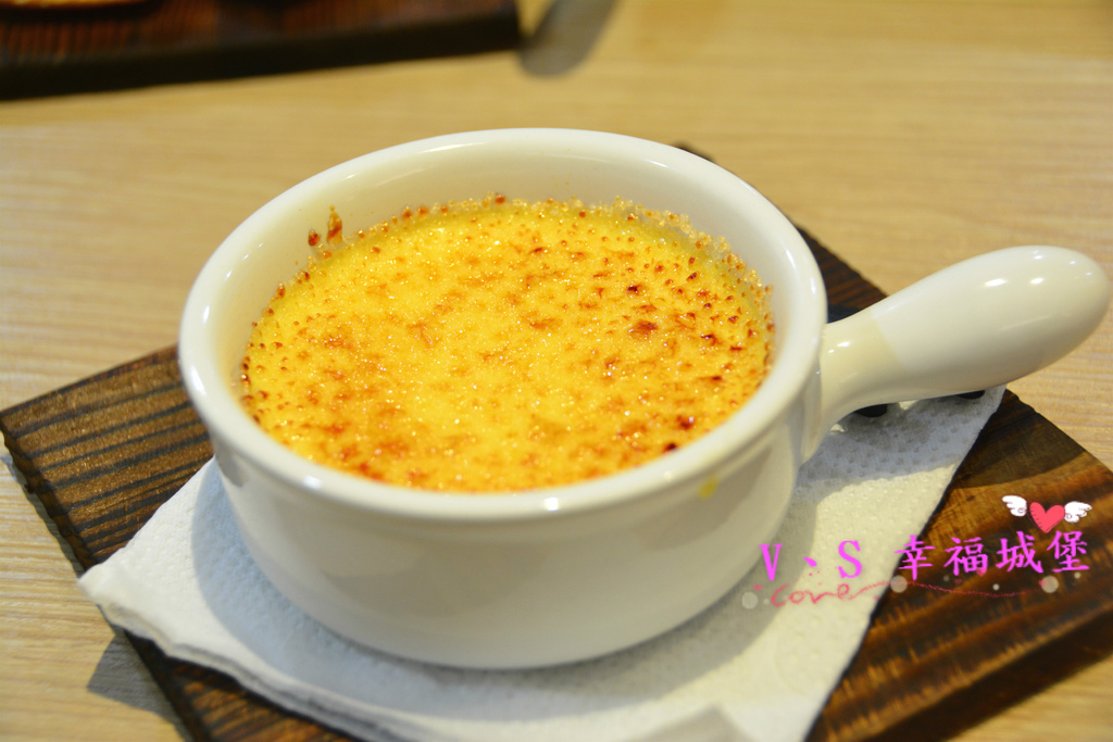 【新北美食】新莊早午餐 果亞烘焙GoA Bakery ~ 讓你在麵包香的氛圍裡，吃著美味又豐盛的早午餐，不怕人吃的大份量餐點一定讓你傻眼