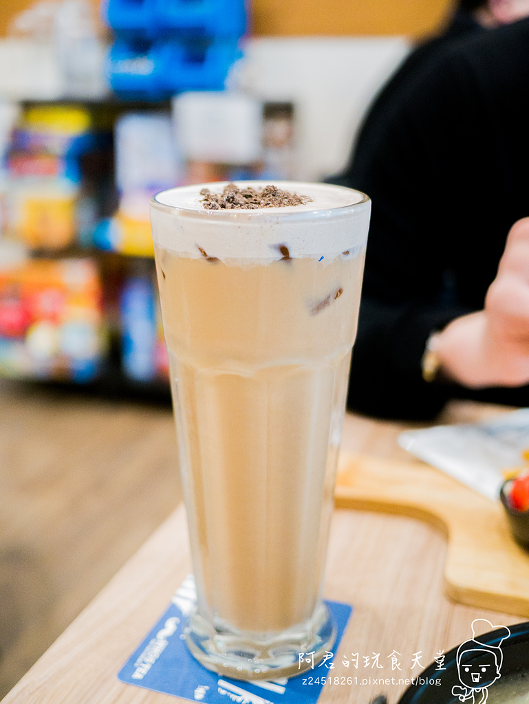 【台北】Whos Tea 鬍子茶｜台北復興南店｜招牌竹炭帕里尼｜體驗團