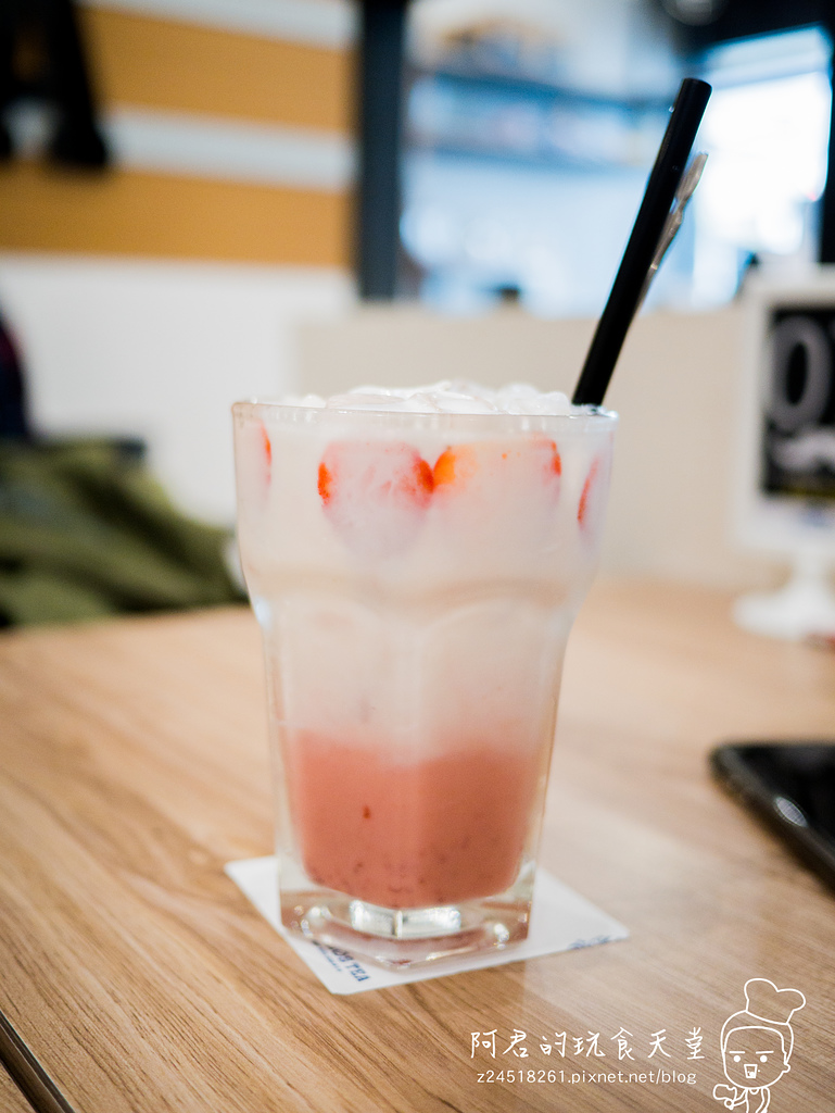 【台北】Whos Tea 鬍子茶｜台北復興南店｜招牌竹炭帕里尼｜體驗團