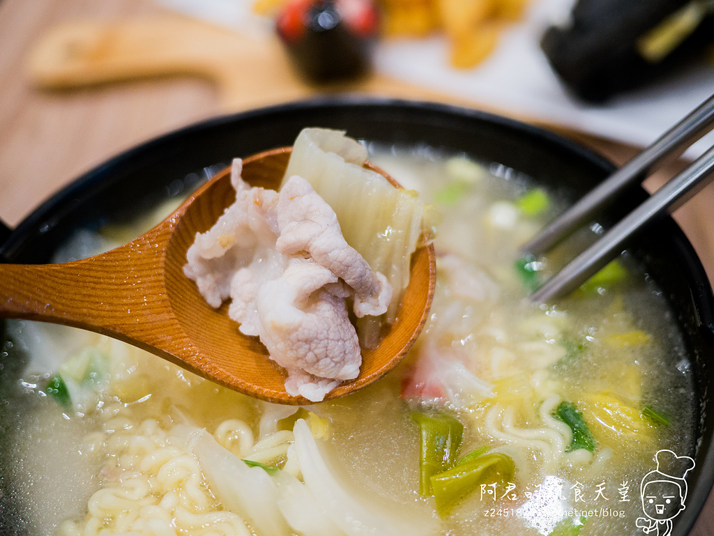 【台北】Whos Tea 鬍子茶｜台北復興南店｜招牌竹炭帕里尼｜體驗團