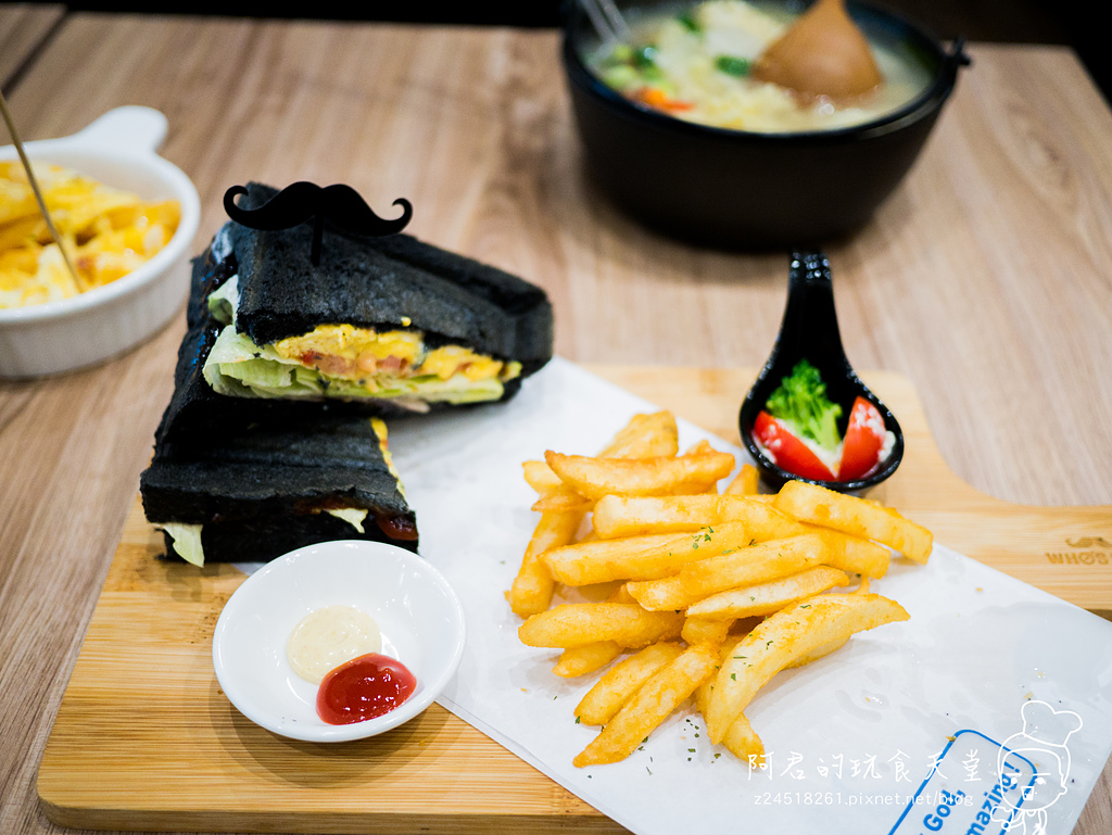 【台北】Whos Tea 鬍子茶｜台北復興南店｜招牌竹炭帕里尼｜體驗團